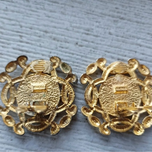 Vintage Large PAOLO GUCCI Medallion Clip Earrings - Rare Find - Picture 4 of 7